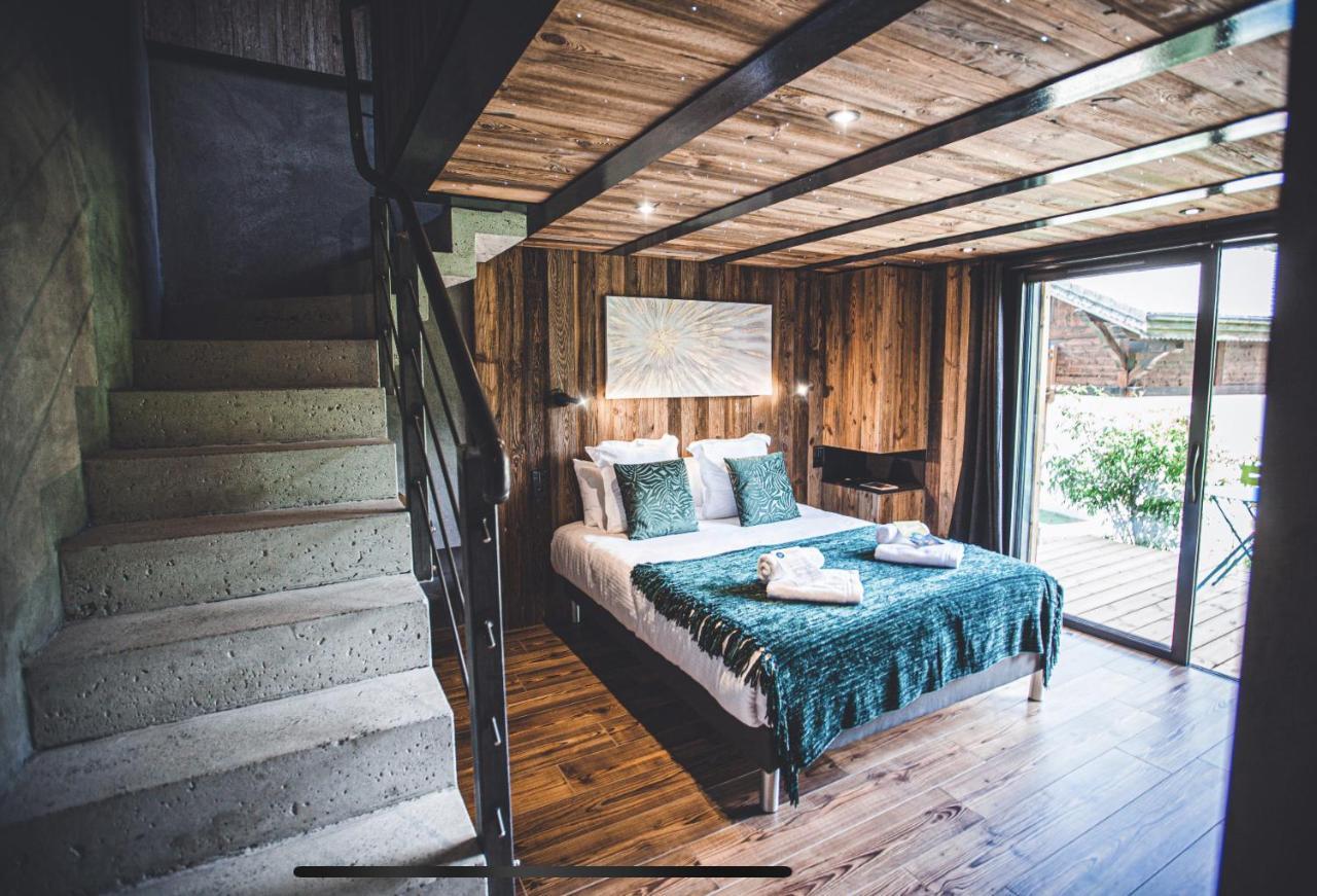 Les Mazots Des Fees Bed & Breakfast Morzine
